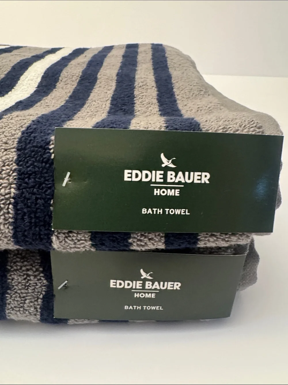 2pc EDDIE BAUER Homecoming Grey Stripe Bath Towel Set - Grey/Blue/White